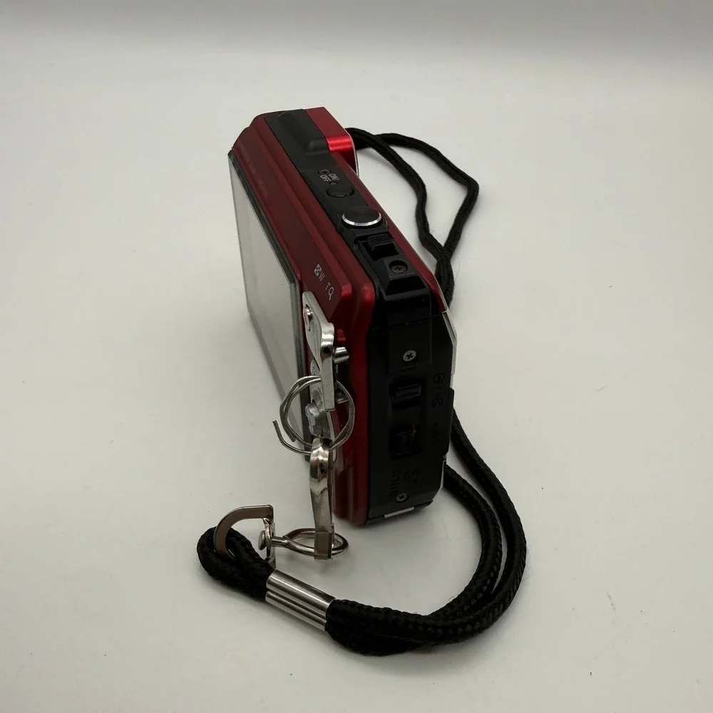 Olympus Tough TG-820 Digital Camera Red 12MP Waterproof Shockproof With Case